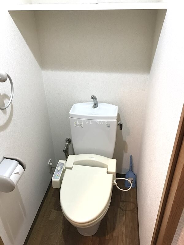 トイレ(家具家電付き賃貸)