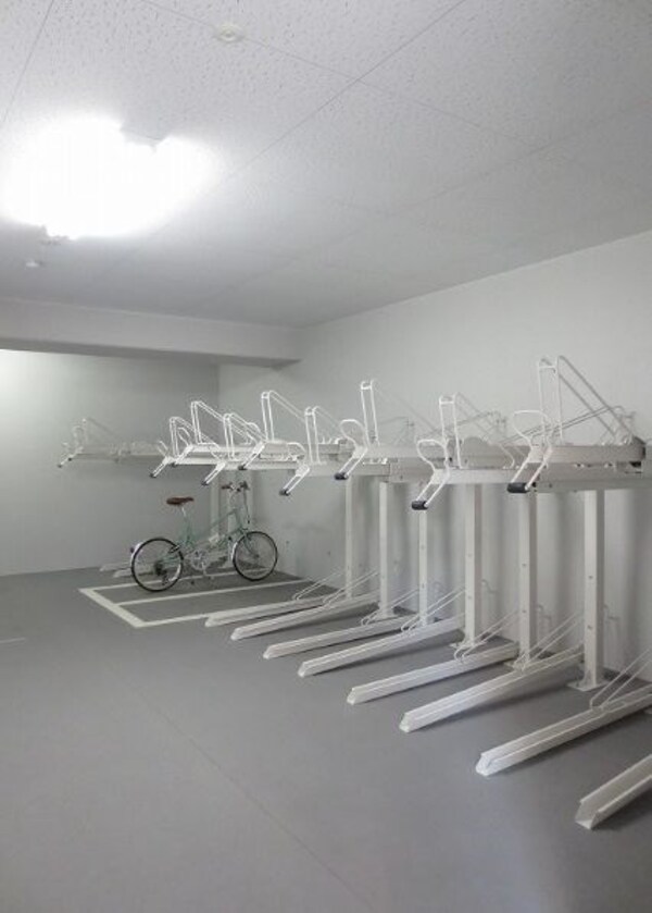 建物設備(駐輪場)