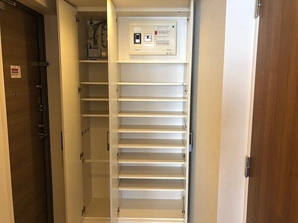 収納