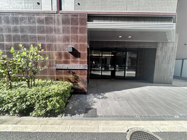 エントランス(★《見学予約受け付け中》設備充実のハイグレード賃貸マンション)