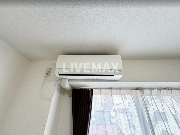 建物設備(備え付け家具備品（同仕様）)