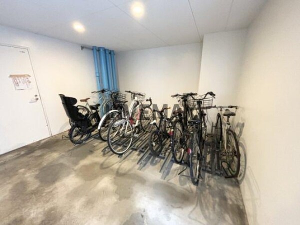 駐車場(駐輪場)