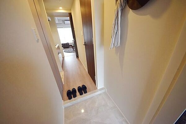 玄関(モデルルーム)