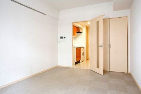 物件内観写真5　(別号室参考写真)