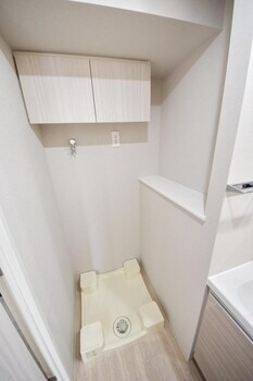 物件内観写真12　(別号室参考写真)