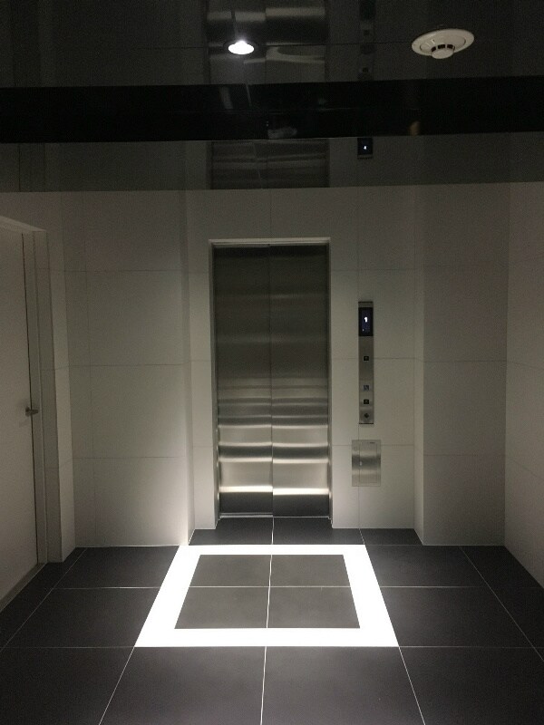 物件外観写真2　(　★《見学予約受け付け中》設備充実のハイグレード賃貸マンショ)