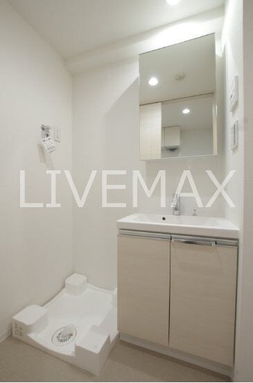 物件内観写真8　(別号室参考写真)