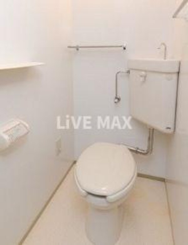 トイレ(別号室参考写真)