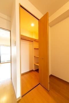 物件内観写真12　(別号室参考写真)