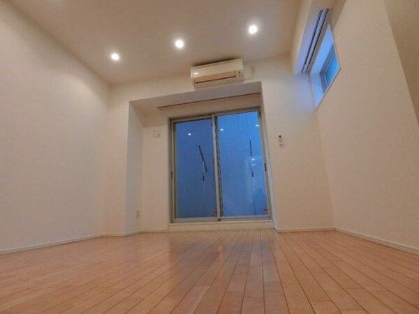 寝室(★《見学予約受け付け中》設備充実のハイグレード賃貸マンション)