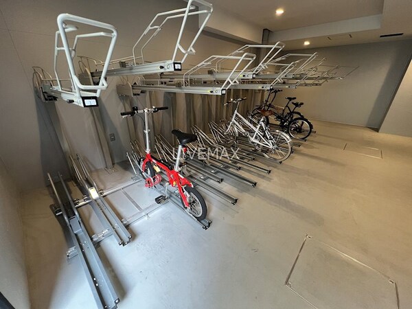 建物設備(駐輪場)