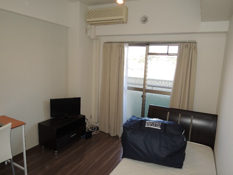 物件内観写真5　(室内2)