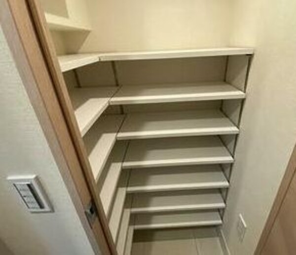 収納