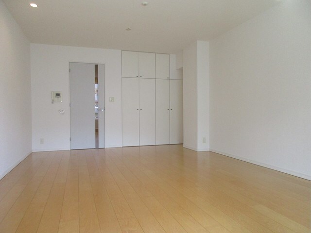 物件内観写真7　(別号室参考写真)