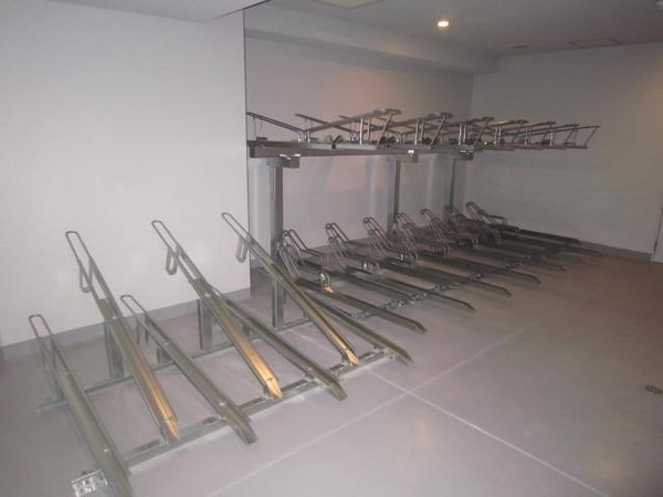 建物設備(駐輪場)