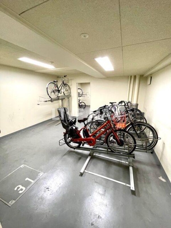駐車場(駐輪場)