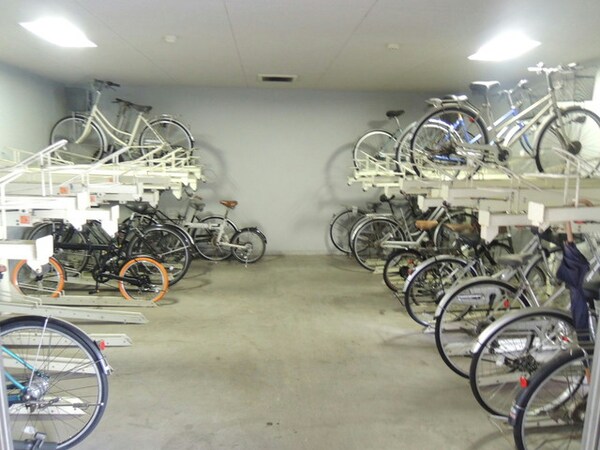 駐車場(駐輪場)