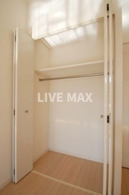 物件内観写真10　(別号室参考写真)