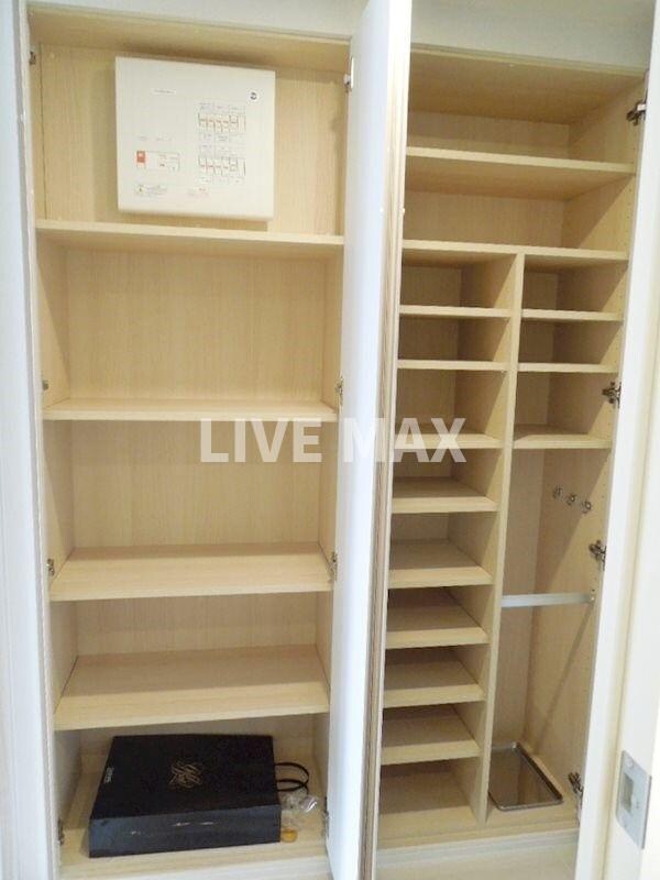 物件内観写真10　(別号室参考写真)