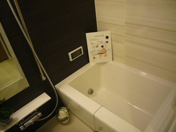 浴室(※モデルルーム)