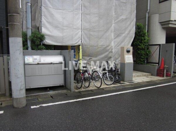 駐車場(駐輪場)