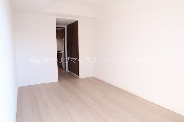 居室(ペット飼育可！独立洗面台完備！居室広々7.7帖！2口ガスシス)