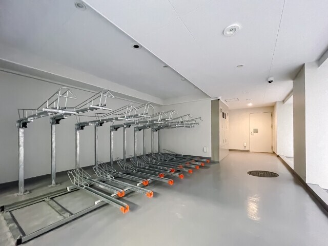 物件外観写真4　(駐輪場)