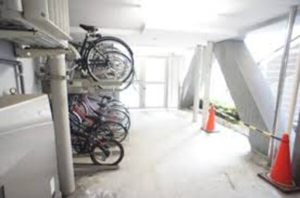 駐車場(駐輪場)
