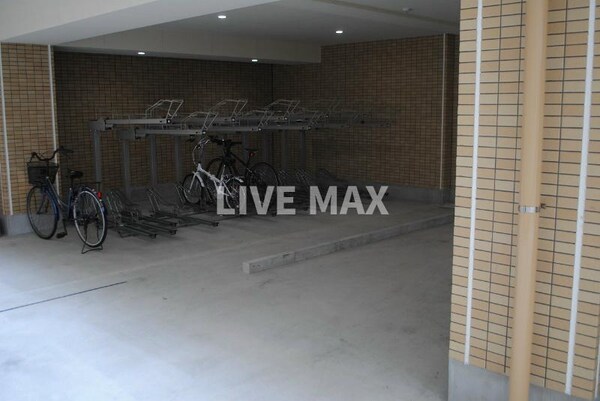 駐車場(駐輪場)