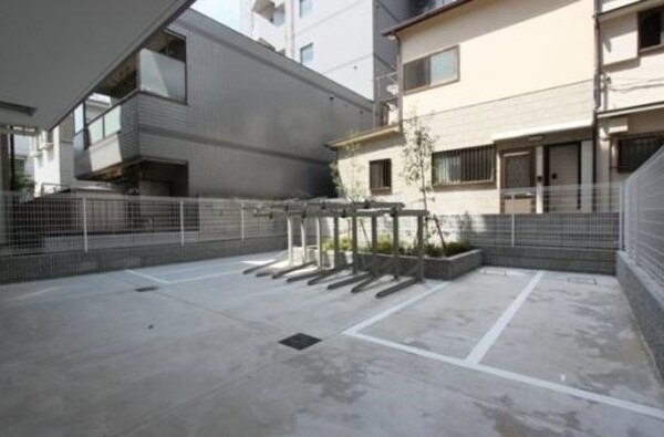 駐車場(駐輪場)