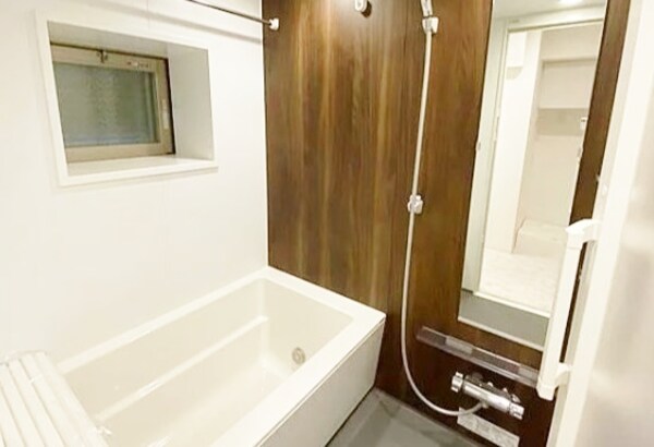 浴室(※同じ間取り別号室参考写真)