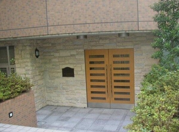 エントランス(～ご見学予約受付中～)