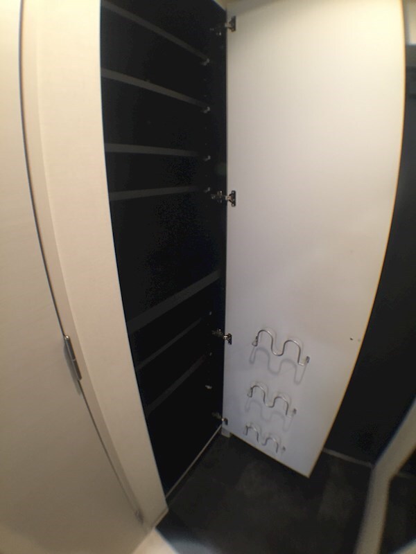 玄関(家具・家電一式付き！)