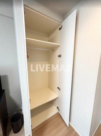 物件内観写真13　(駐輪場)