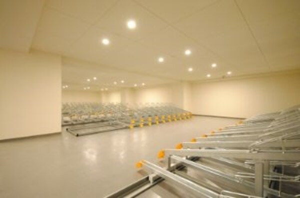 ロビー・ラウンジ(駐輪場)