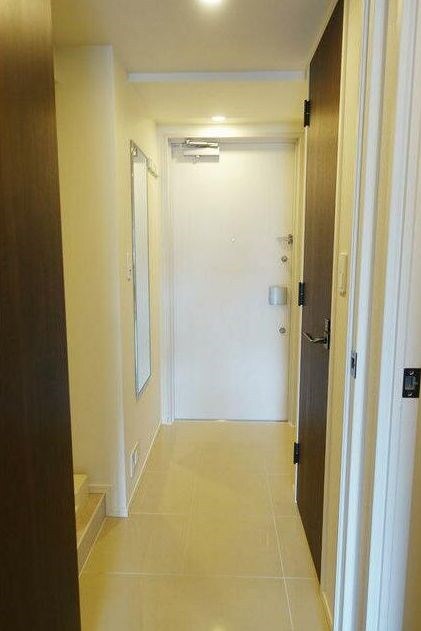 物件内観写真4　(～1日の始まりはキレイな玄関から～)