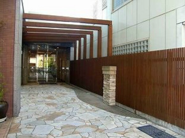 エントランス(★《見学予約受け付け中》設備充実のハイグレード賃貸マンション)