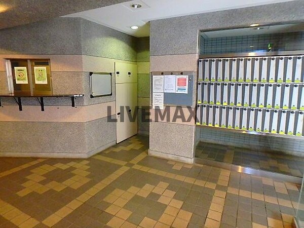 ロビー・ラウンジ