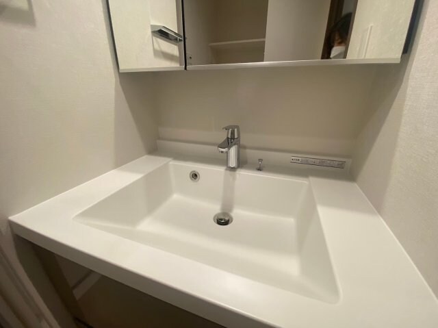 物件内観写真10　(別号室参考写真)