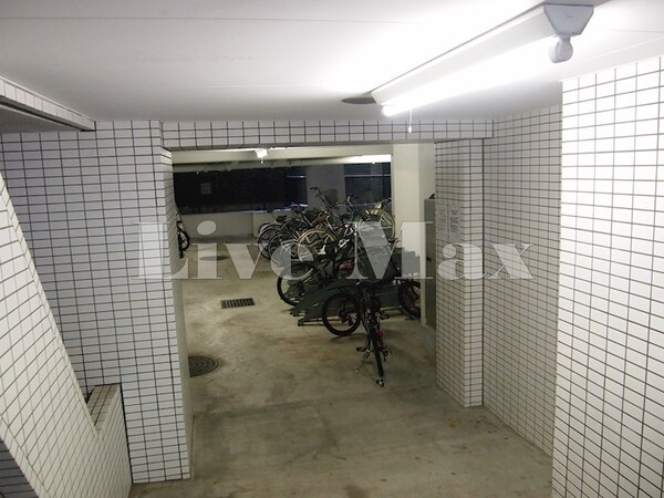 建物設備(駐輪場)