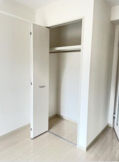 物件内観写真11　(近くには公園や商業施設も豊富！！)