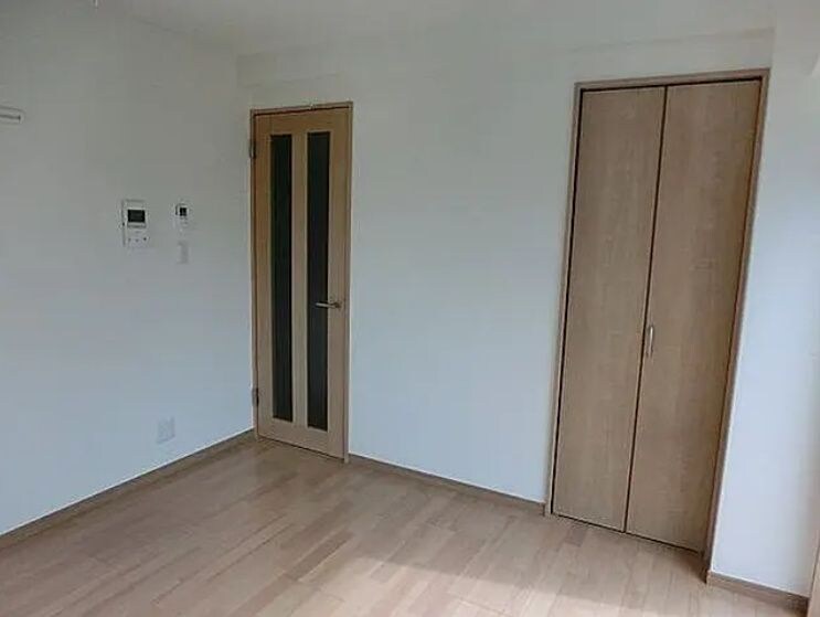 物件内観写真9　(※別号室参照写真)