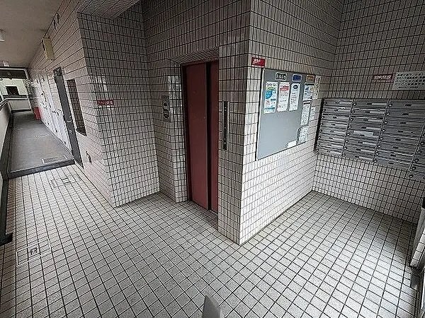 ロビー・ラウンジ