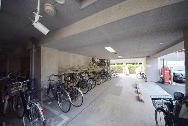 その他(駐輪場)