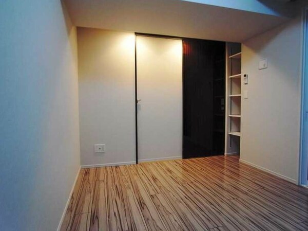 居室(☆2012年築・ハイグレードマンション☆+消費税!!)