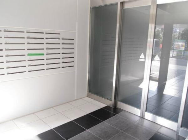 エントランス(建物設備インターネット無料有り)