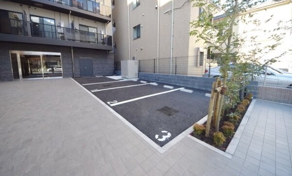 駐車場(～ご見学予約受付中～)