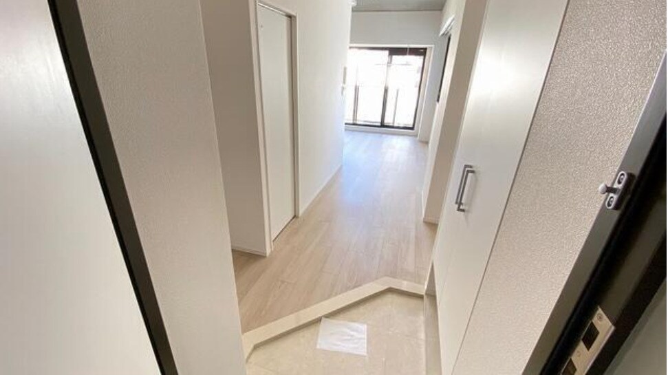 物件内観写真5　(★《見学予約受け付け中》・設備充実ハイグレードマンション★)