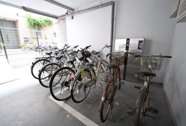 駐車場(駐輪場)