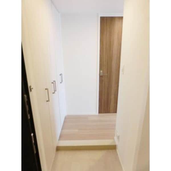 玄関(モデルルーム写真)